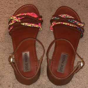 Girls brown sandals 2